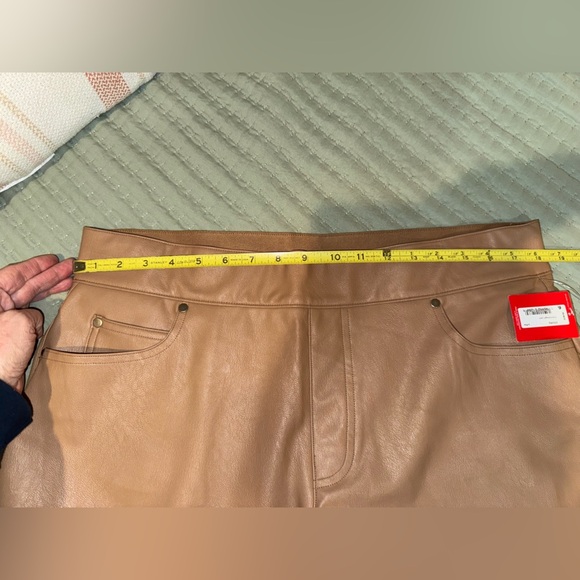 SPANX plus size women’s pants. Size 1X. Toffee color. NWT - Picture 8 of 16
